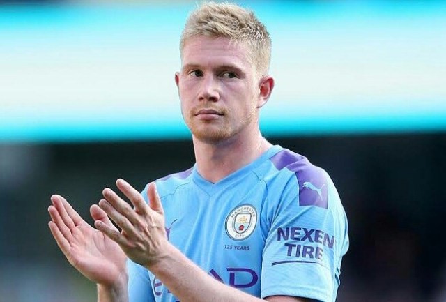 今日亚泰降级，而昨日以亚泰梯队为班底的泰州队夺得苏超冠军（冰火两重天：亚泰今遭降级，昨由其梯队班底的泰州队问鼎苏超）