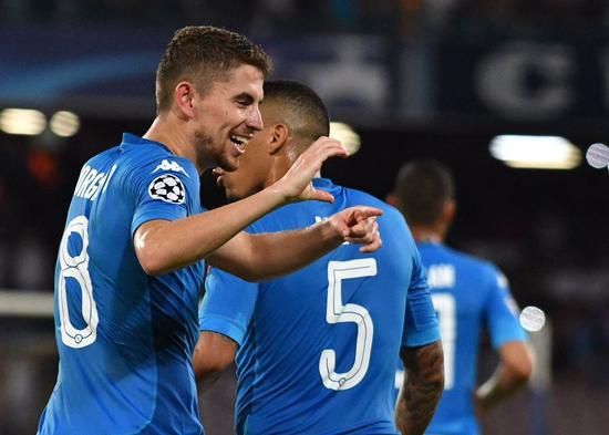 萨拉赫已抵达训练场，消息人士表示萨拉赫不想和斯洛特共事（萨拉赫已到训练基地，知情人士称其无意与斯洛特合作）